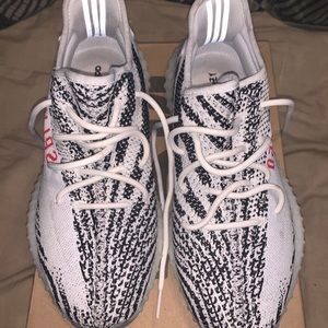 Yeezy 350 Zebra